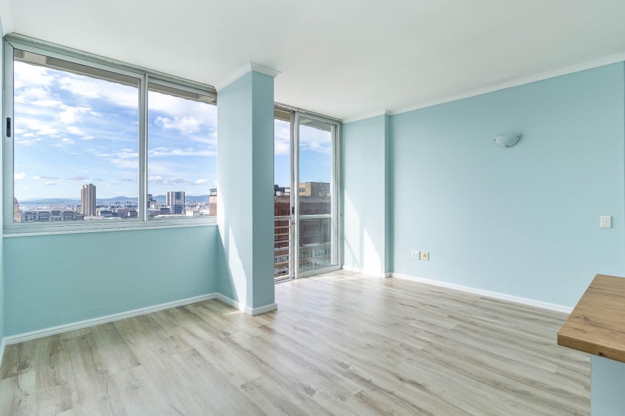 2 Bedroom Property for Sale in Cape Town City Centre Western Cape